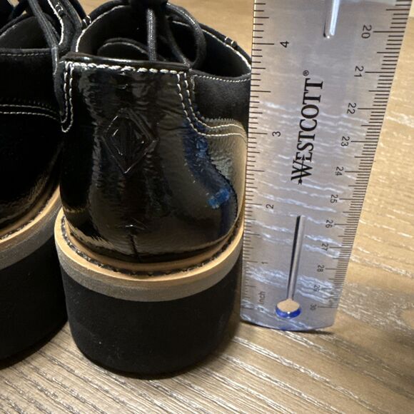 Donald Pliner Women's Black Loafer Wedge Size 6M Tandi Crinkle Patent Suede - Picture 5 of 9